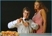 MrTom-Web2.mp4